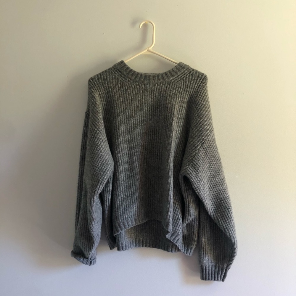 Grey sweater
